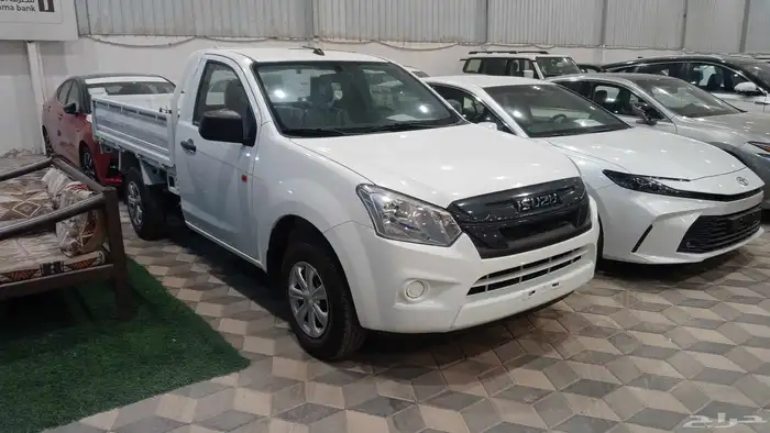 ايسوزو. دي ماكس. جوانب. 2025 1