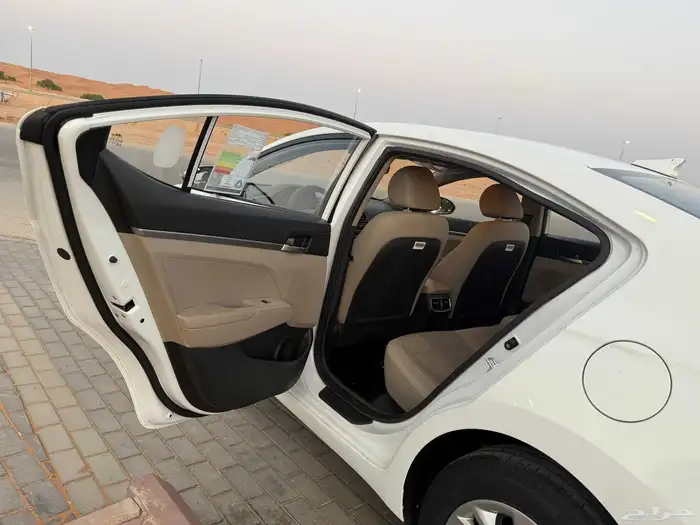 هيونداى النترا 2020 مكينه 2000 مالك اول - ممشى قليل 12