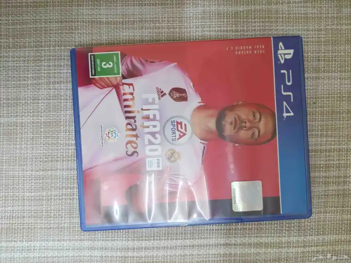 بلايستيشن 4 slim 3