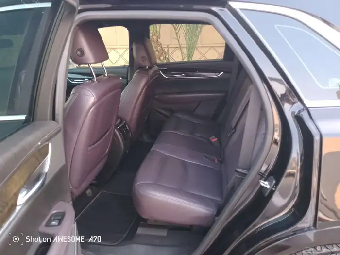 كاديلاك 2017 XT5 وكاله للبيع 14