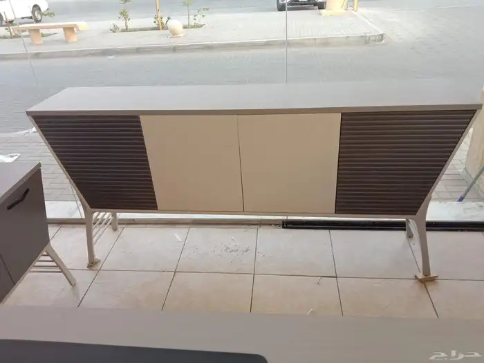 مكتب مدير جديد مودرن طقم كامل مع دولاب ملحق طاولة شاهي 5