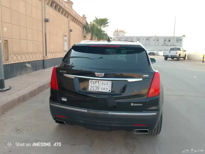 كاديلاك 2017 XT5 وكاله للبيع 9