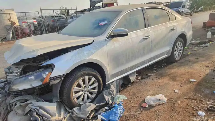 فلوكس واجن باسات 2014 قطع غيار فقط تواصل واتس 0