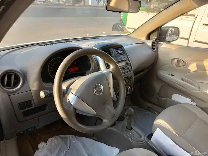 نيسان صني 2015 الحاله جيده جدا استعمال شخصى 2