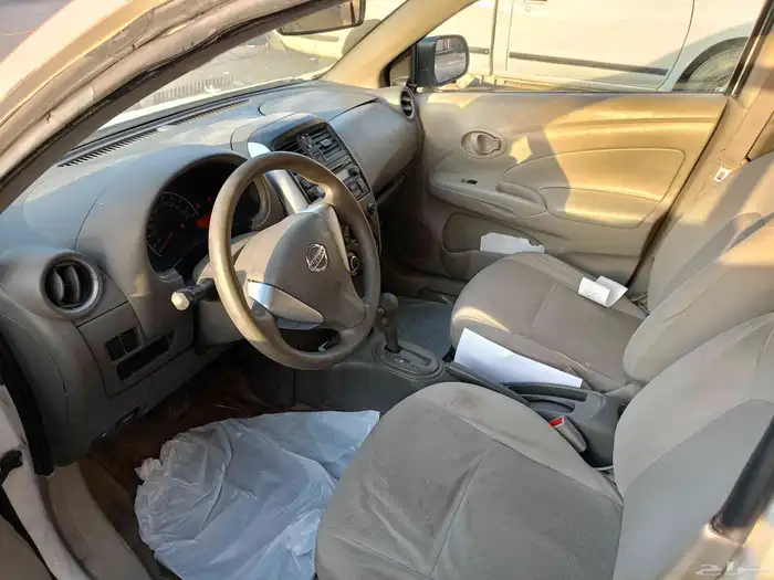 نيسان صني 2015 الحاله جيده جدا استعمال شخصى 1