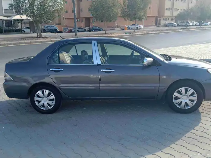 متسوبيشي لانسر 2009 4