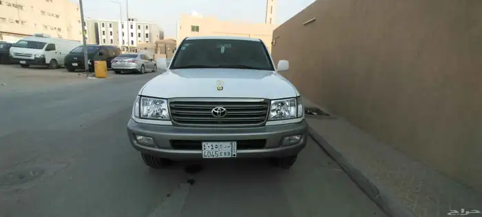 لاند كروزر 2005 جي اكس ار 10