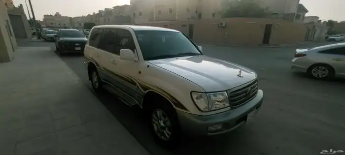 لاند كروزر 2005 جي اكس ار 5