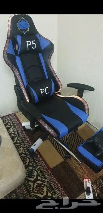 اغراض للبيع ..سماعات منزليه..شاشه ..كرسي قيمنق .. 3