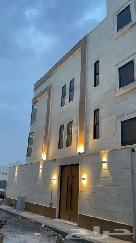 للبيع فيلا في الرانوناء 3