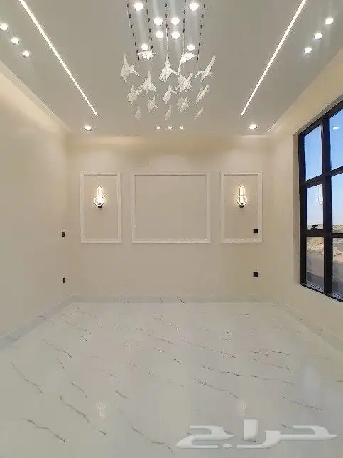 للبيع روف علوي مع ملحق تشطيب راقي خلف حديقة المليون بالمحاله 6