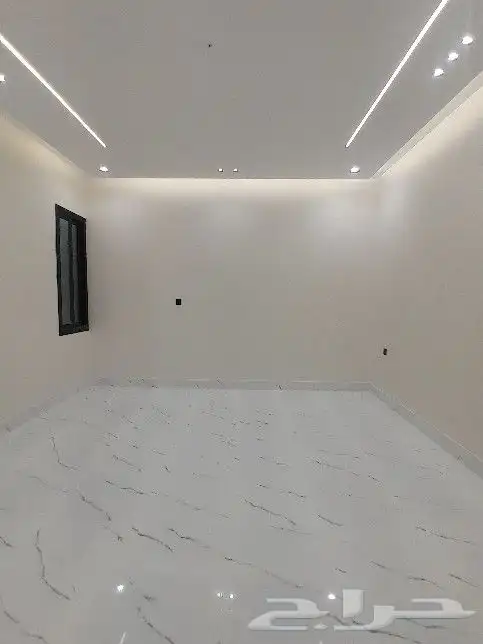 للبيع روف علوي مع ملحق تشطيب راقي خلف حديقة المليون بالمحاله 15