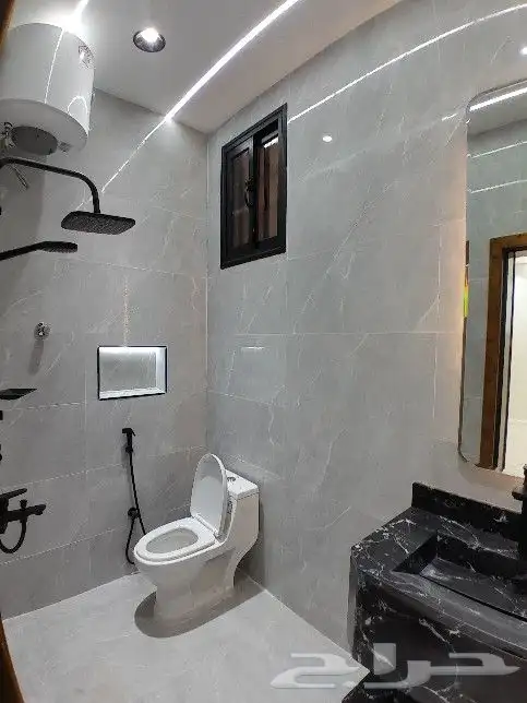 للبيع شقه دور ثاني مصعد راكب جاهز بحي الموسي من 550الف 16