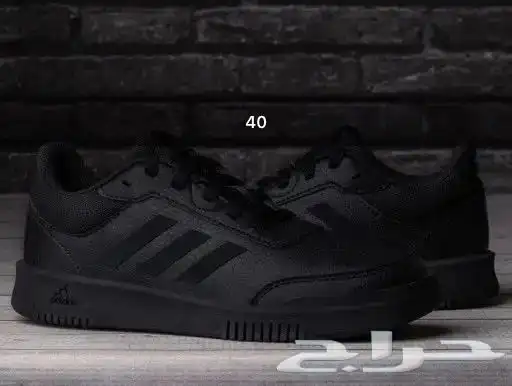 شوزات رياضية ماركات أصلية باسعار التصفية 2