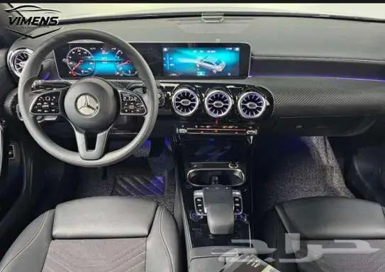 Mercedes-Benz A200 3