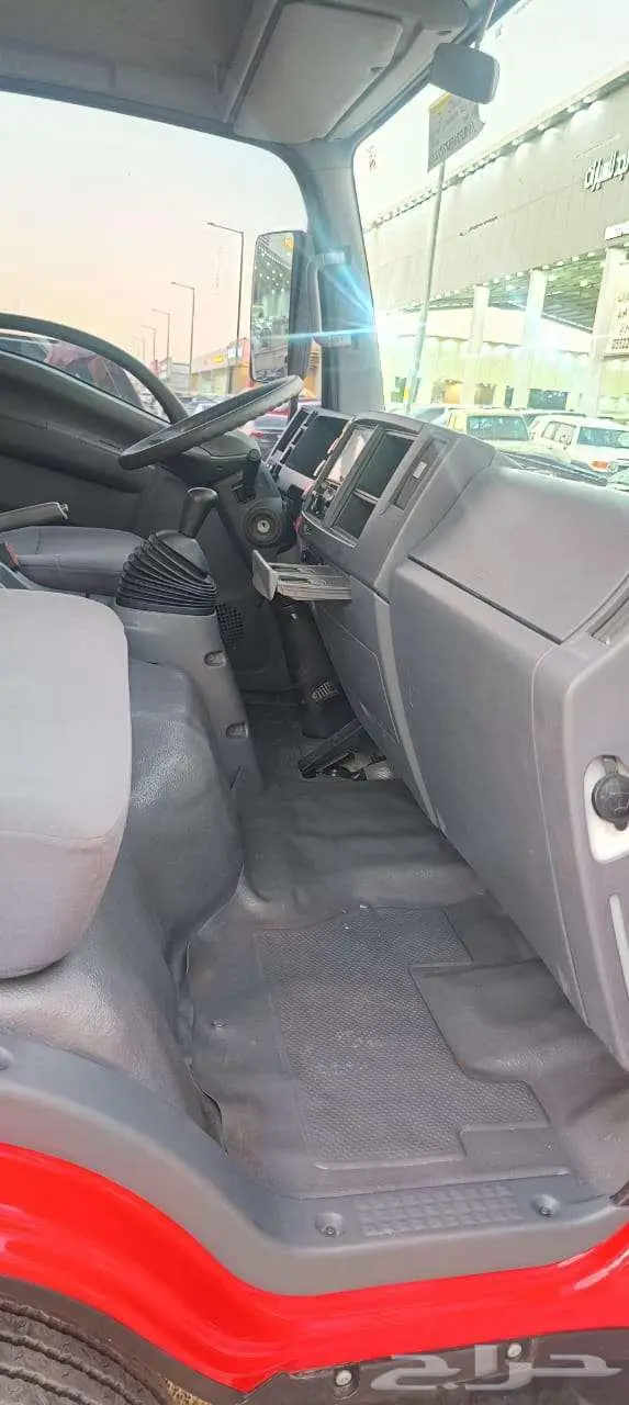 سطحه للبيع شبه جديد 2024 3