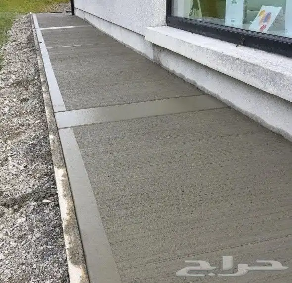 Brush concrete finishing services 0