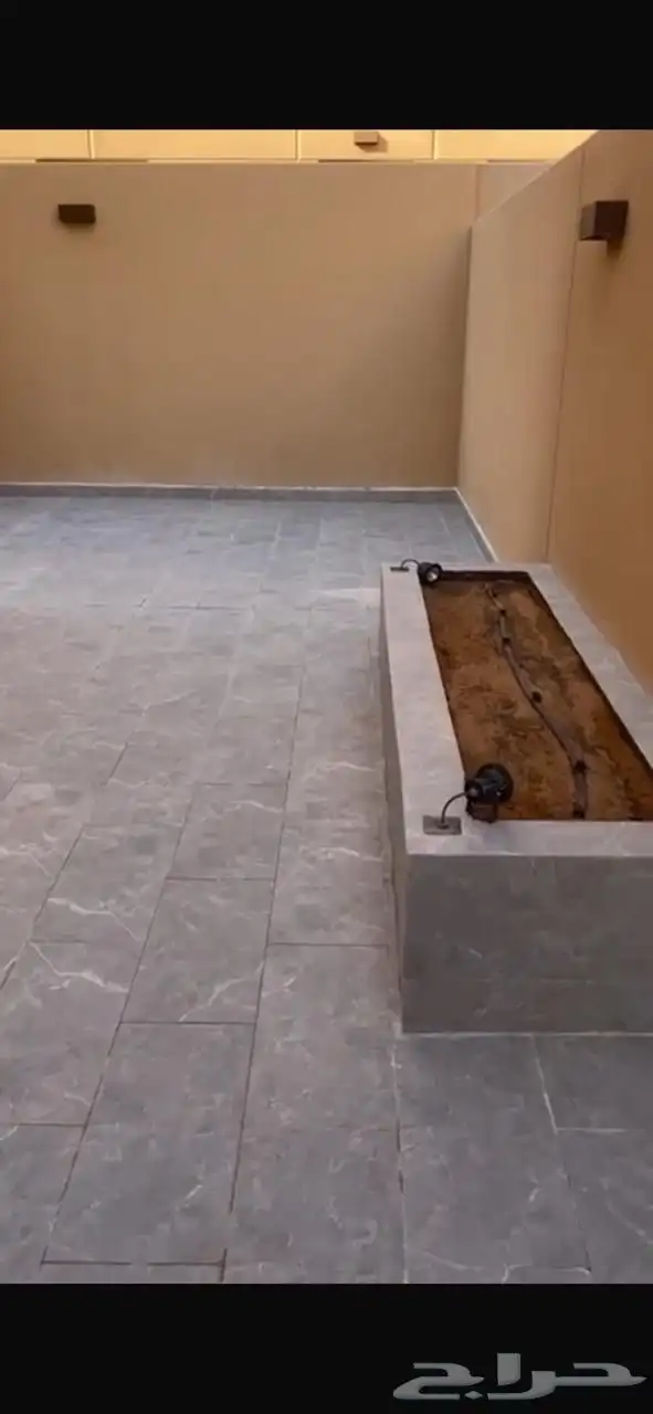 فيلا للبيع بطراز سلماني 0