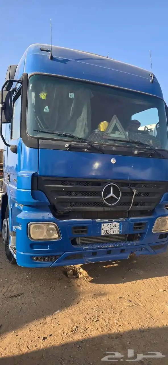 أكترس مديل 2004 MB2 1