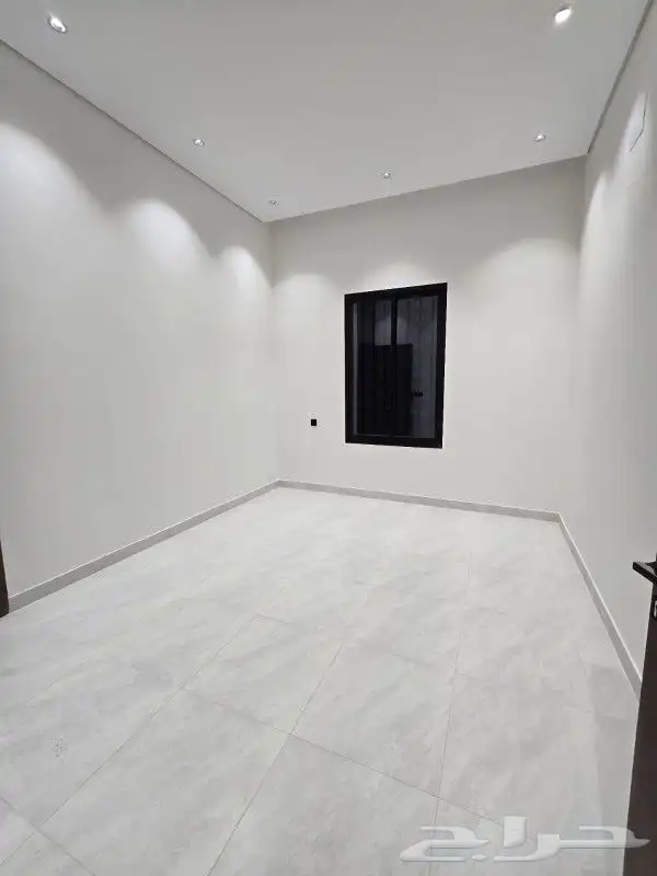 للبيع روف علوي مع ملحق مدخل سياره تشطيب راقي بالمحاله 700الف 8