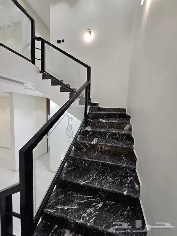 للبيع روف علوي مع ملحق مدخل سياره تشطيب راقي بالمحاله 700الف 17