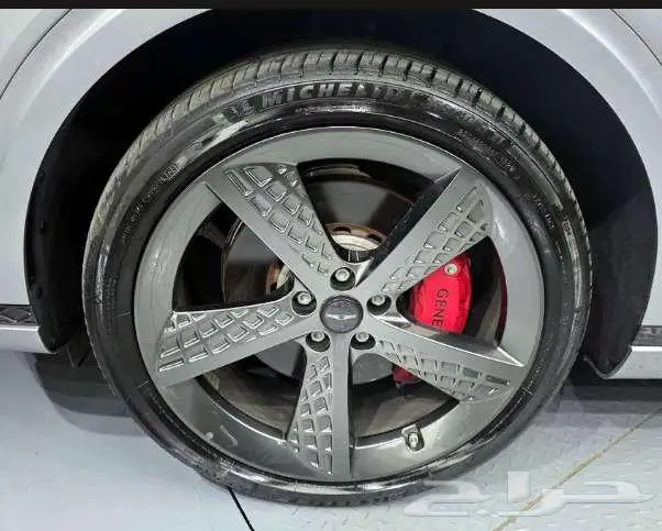 جينسس GV70 2024 معرض الميموني للاستيراد من كوريا 3