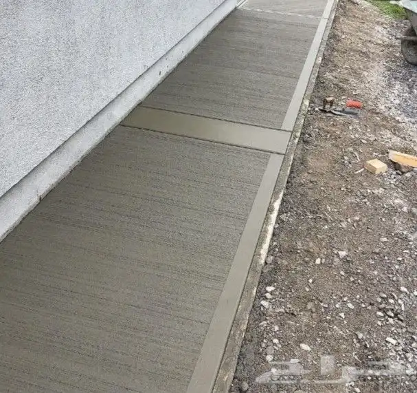 Brush concrete finishing services 1