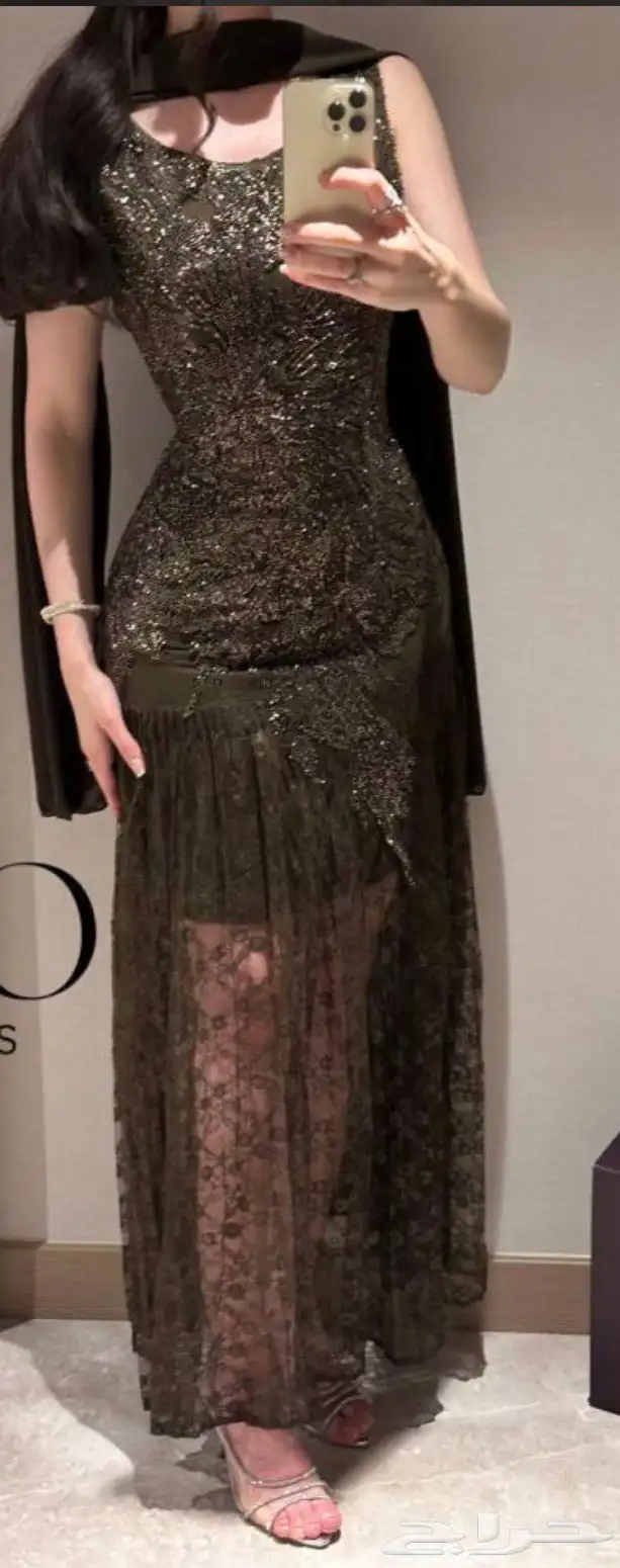فستان مستخدم مرا وحده خذيته ب477 للبيع ب 350 0