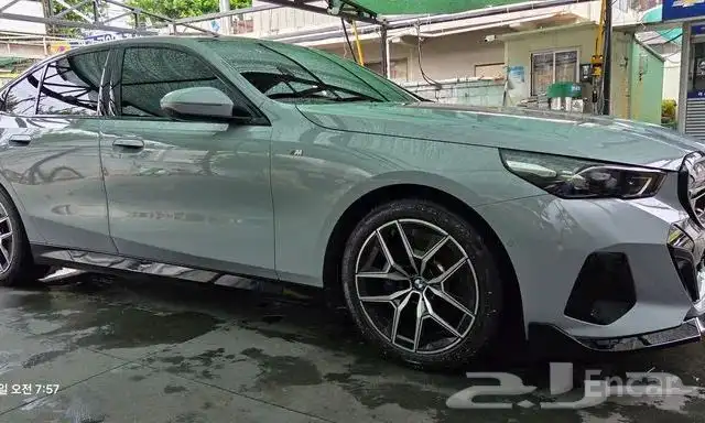 BMW 520 i mkit داخلي اوف وايت 0