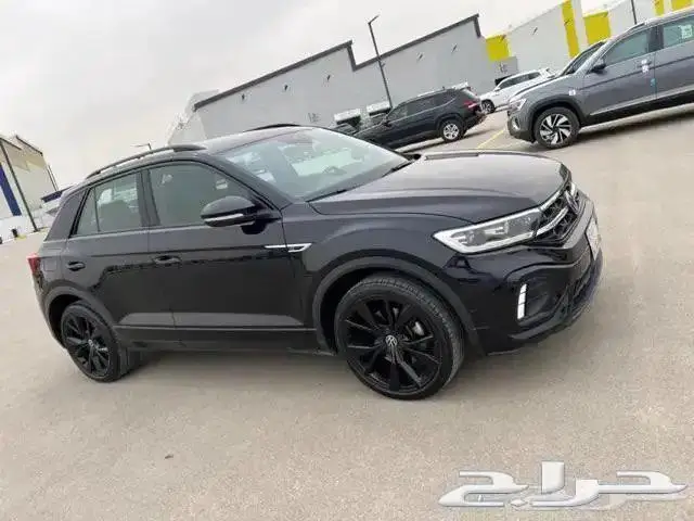 للبيع تي روك فولكس واجن 2023 فل كامل على الضمان 1