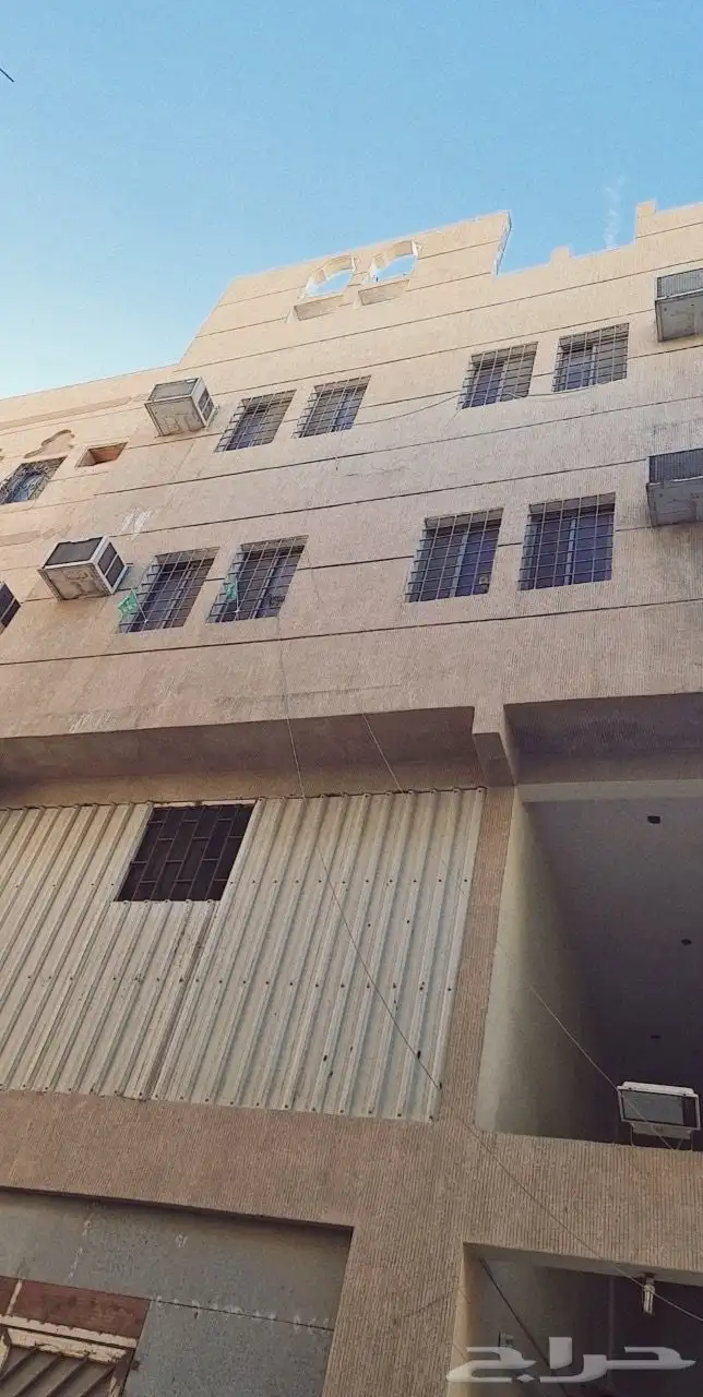 عمارة للبيع بحي الربيع بالدمام 0