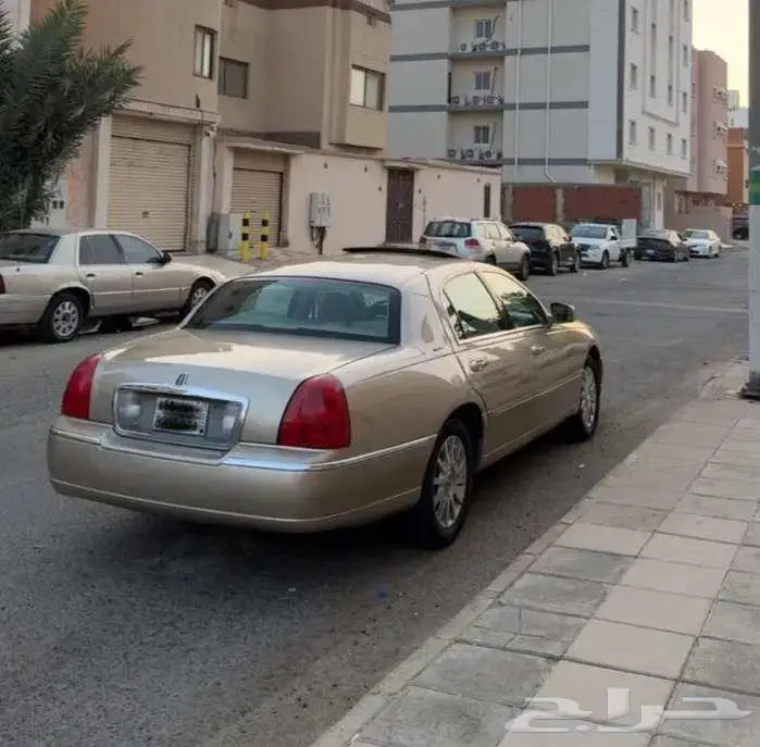 تاون كار 2006 نظيف جدا 6