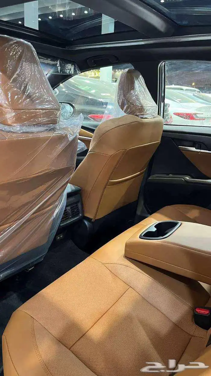 تويوتا كامري جراندي بنزين 2025 سعودي 7