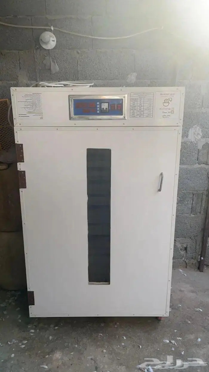 فقاسه اتوماتيك 0