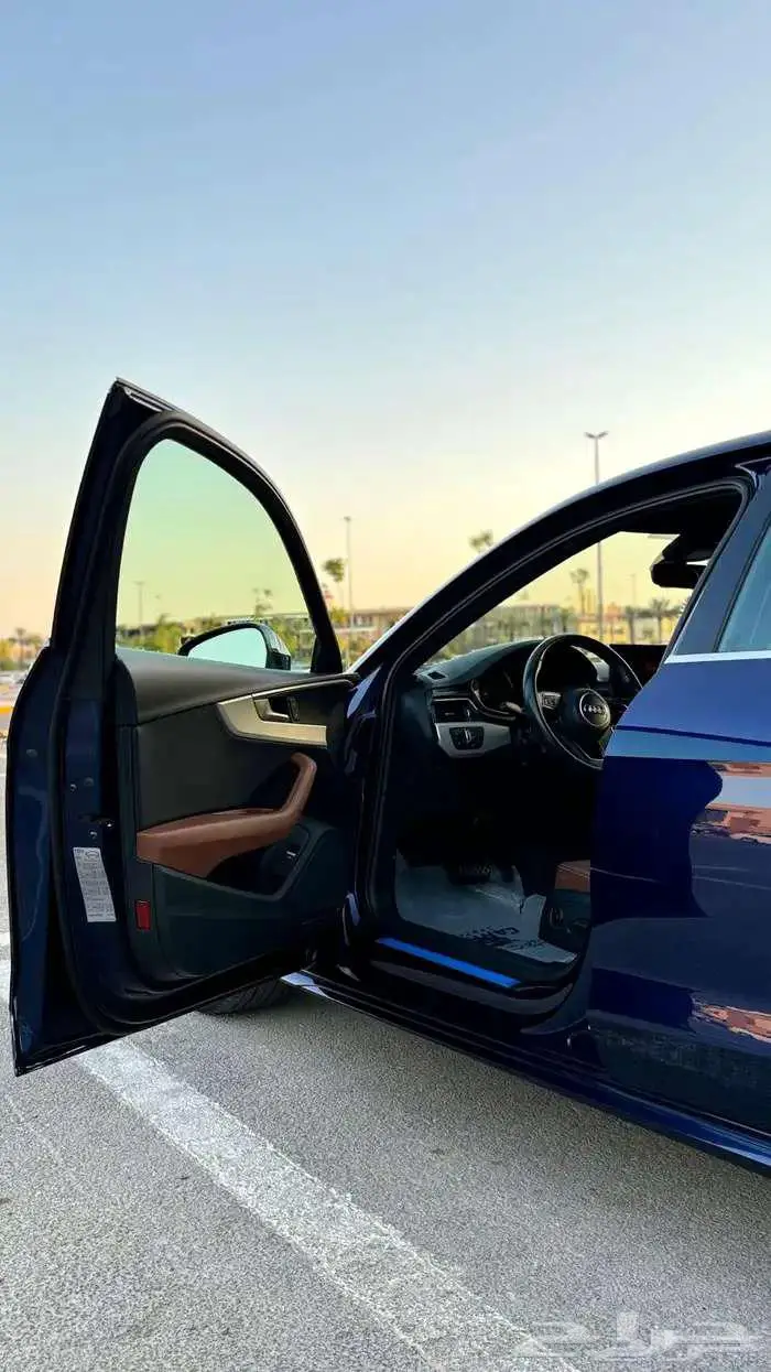 اودي 2021 مخزن A4 8