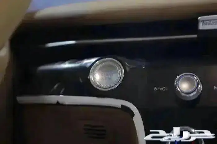 جينيسس G80 بريستيج بانوراما جلد اربعة سلندر موديل 2025 10