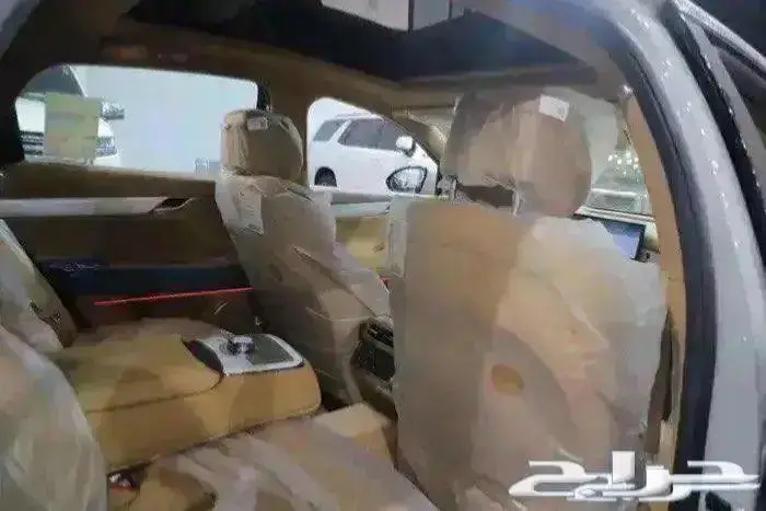 جينيسس G80 بريستيج بانوراما جلد اربعة سلندر موديل 2025 17