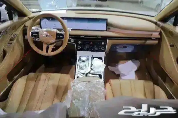 جينيسس G80 بريستيج بانوراما جلد اربعة سلندر موديل 2025 16