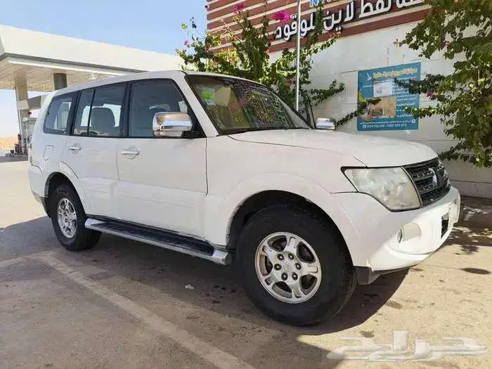 مستوبيشي باجيرو 4