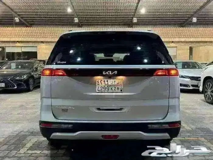 للبيع كيا كارنفال قراند 2022 عداد 49 ألف كم مخززنه 15