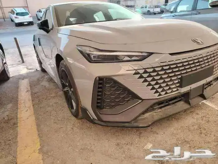 شانجان يوني في سبورت UNI V - 2026 - عرض البنك بسعر الكاش 3