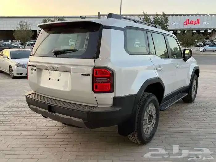 تويوتا برادو TXL3 بنزين 2025 سعودي 9