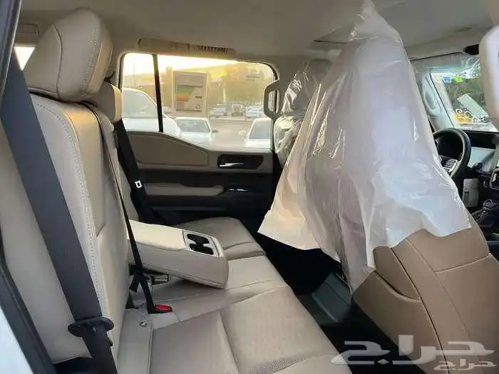 تويوتا برادو TXL3 بنزين 2025 سعودي 6
