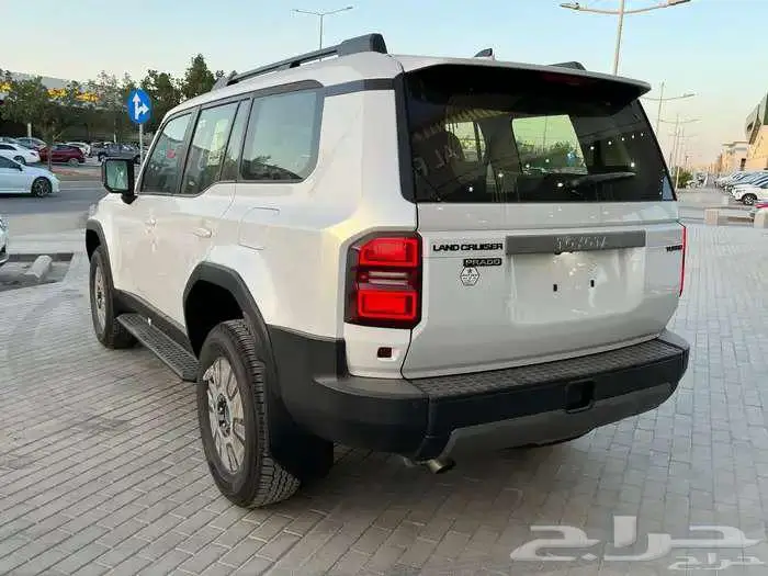 تويوتا برادو TXL3 بنزين 2025 سعودي 8