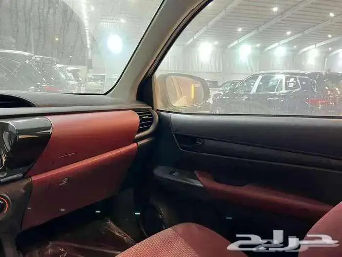 هايلوكس غمارتين بنزين اوتوماتيك بريمي 2025 بدون دبل 10