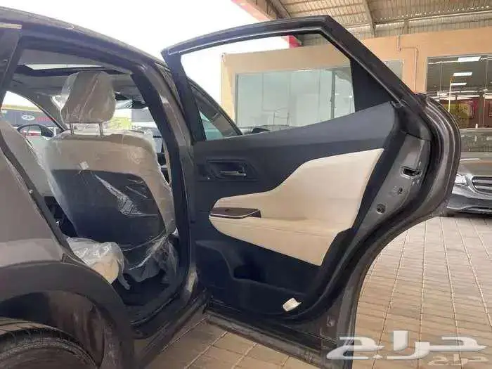 كراون بريميوم مستعمل 2025 8