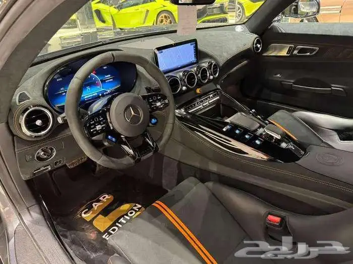 مرسيدس GT Black series 9