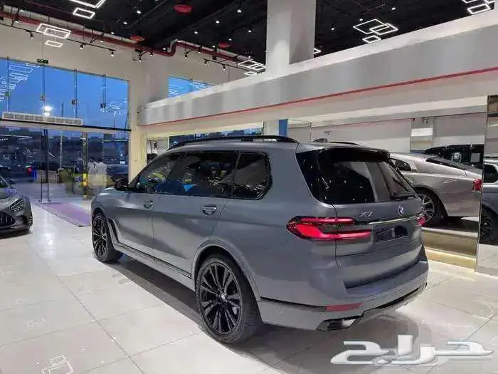 بي ام دبليو X7 موديل 2023 3