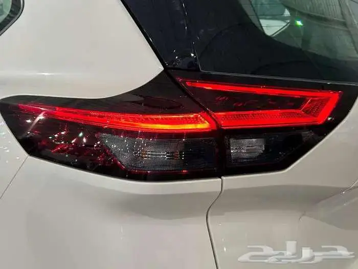 نيسان اكس تريل فل كامل موديل 2024 عرض خاص بالنقد والقسيط 7