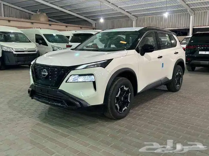 نيسان اكس تريل فل كامل موديل 2024 عرض خاص بالنقد والقسيط 0